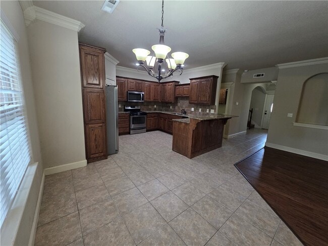 Photo - 605 NW 17th Ct