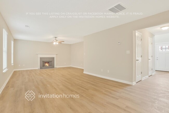 Photo - 2736 Live Oak Trail