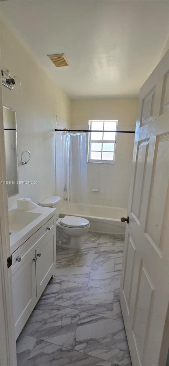 Photo - 1480 NE 33rd Ave Unit 210