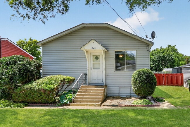 Building Photo - 241 S Highland Dr