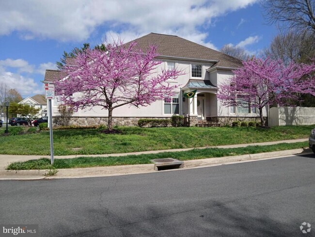 Building Photo - 2905 Gretna Pl Rental