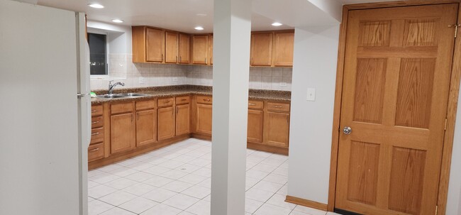 Photo - 5154 W School St Unidad Apt G