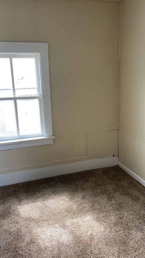 3 Bedroom Single Family Home - 3 Bedroom Single Family Home