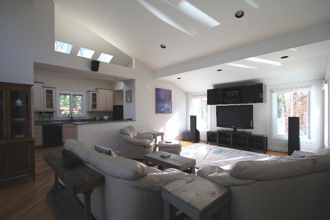 Photo - 1148 Kettle Ct NW