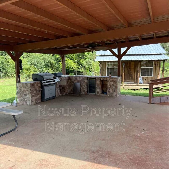 Photo - 205 Tom Fletcher Rd