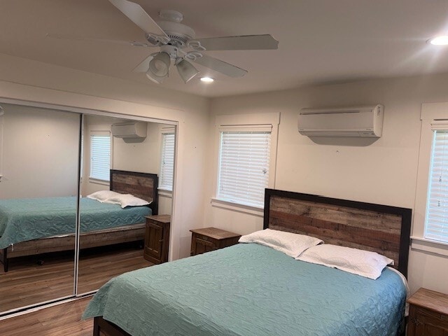 Dormitorio - 2741 N White Ave