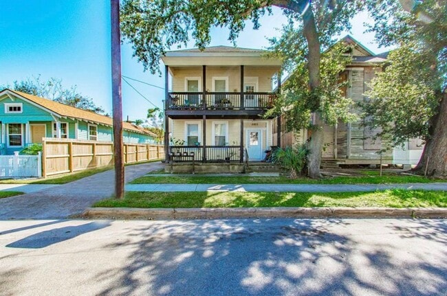 Photo - Galveston 4-plex Ave K Unidad F2