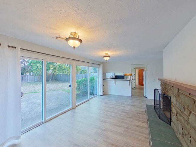 Photo - 3 Bedroom Family Home in the Harlow Street Bridge Area