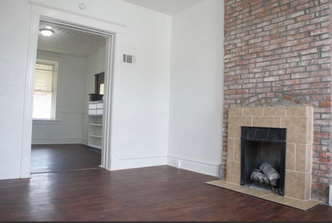 Photo - 3146 Keokuk St