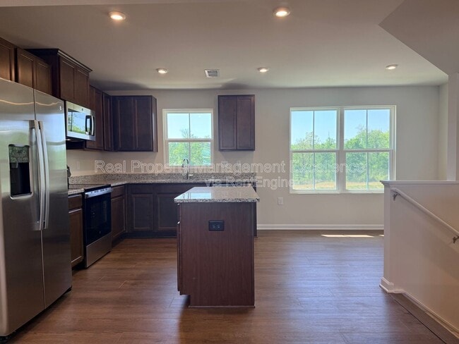 Photo - 372 Grand Silo Rd