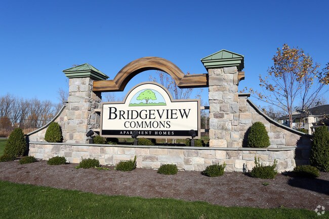 Photo - Bridgeview Commons