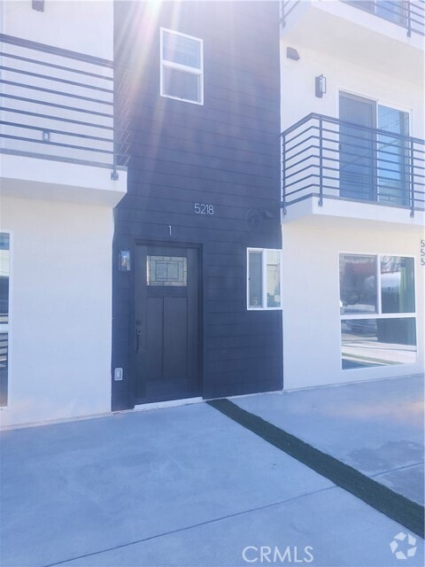 Building Photo - 5218 Auckland Ave Rental