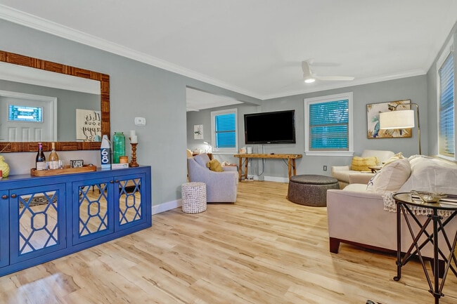 Photo - 1081 Hollygate Ln Unidad SI ID1502606P