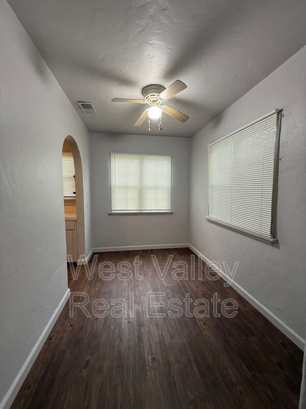 Photo - 1605 Howard Ave Unit #C