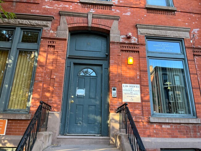 33 Halsey Street