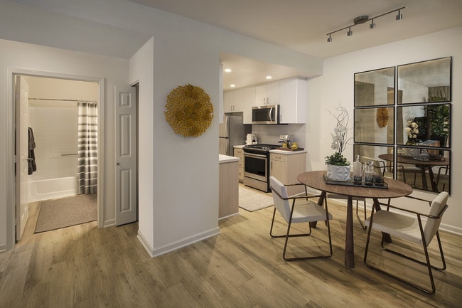 The Hamptons Apartment Homes