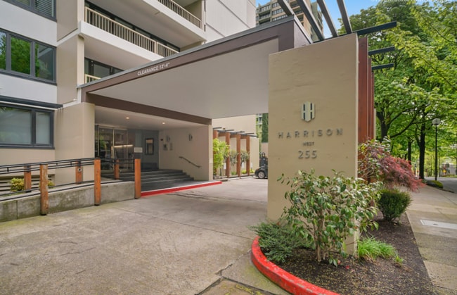 Stylish 1-Bedroom Condo in Prime South Dow... - Stylish 1-Bedroom Condo in Prime South Dow...