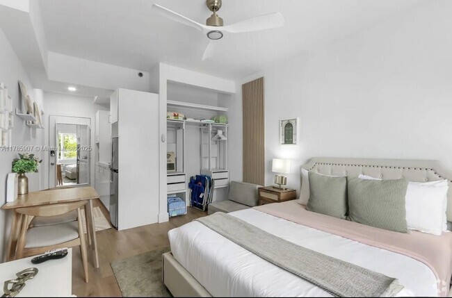 Building Photo - 255 W 24th St Unit 232 Rental