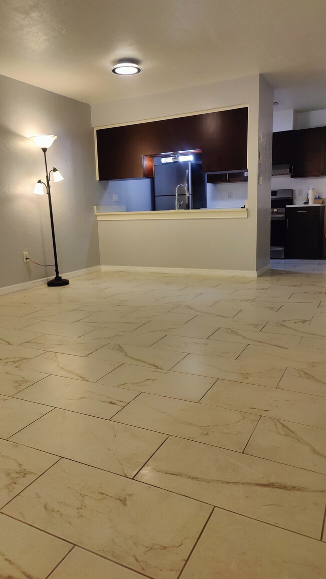 Photo - 4212 NE 17th Ter