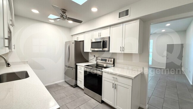 Photo - 13211 N Cedar Dr