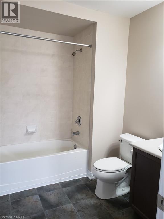 Photo - 342 Mill St