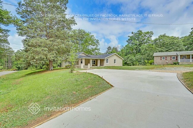 Building Photo - 547 Rustic Rd Rental