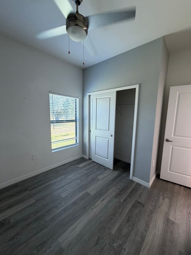 Photo - 1095 Highlands Rd