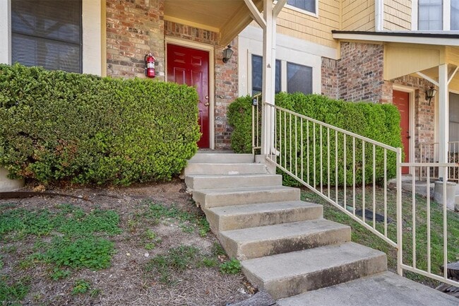 Photo - 11901 Swearingen Dr Unit 105