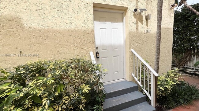 Photo - 1337 Euclid Ave Unit 104