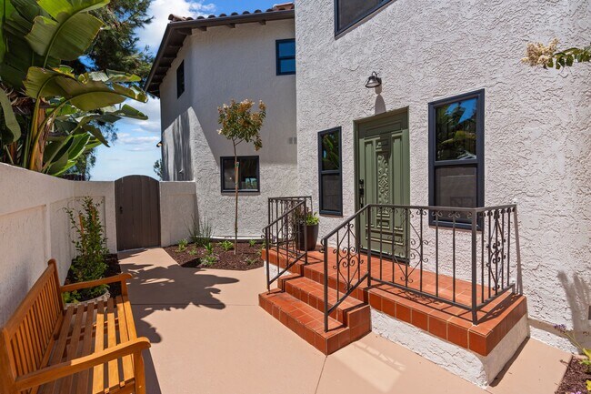 Photo - 6803 El Fuerte St