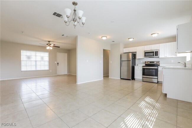 Photo - 3850 Pan American Blvd