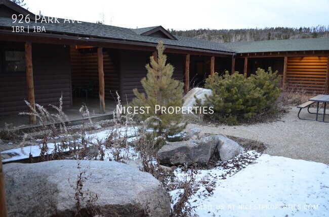 Photo - 926 Park Ave Unidad Aspen leaf