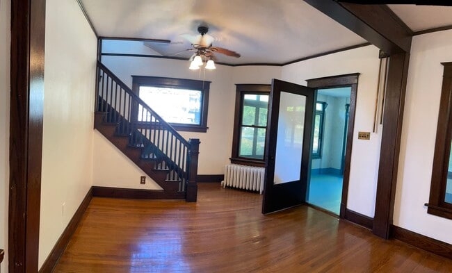 Photo - 141 Park Ave