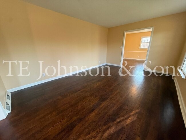 Photo - Spacious 4BR Home with Finished Basement, Screened Porch & Garage in Winston-Salem