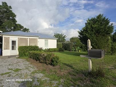 Building Photo - 1200 Clay Ave