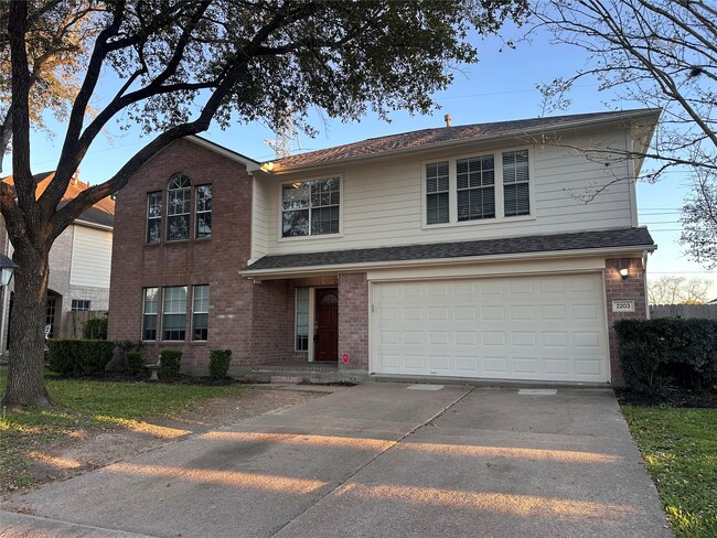 Building Photo - 2203 Long Rock Dr