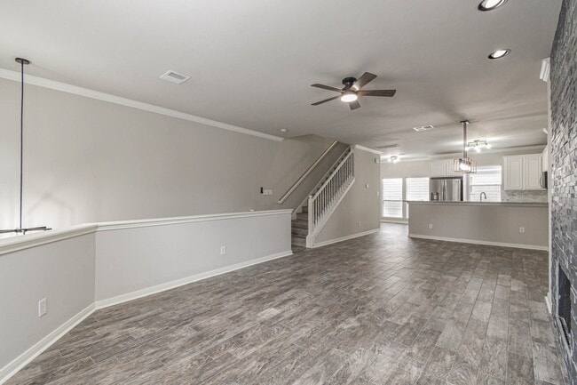 Photo - 1729 Tuam St