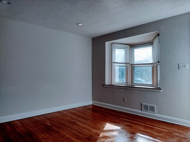 Photo - 8404 Loch Raven Blvd