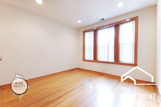 Photo - 3407 W Parker Ave Unit 2