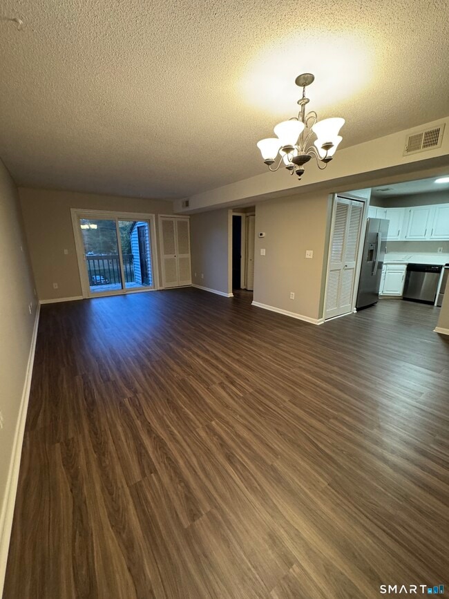 Photo - 512 Twin Circle Dr Unidad 512