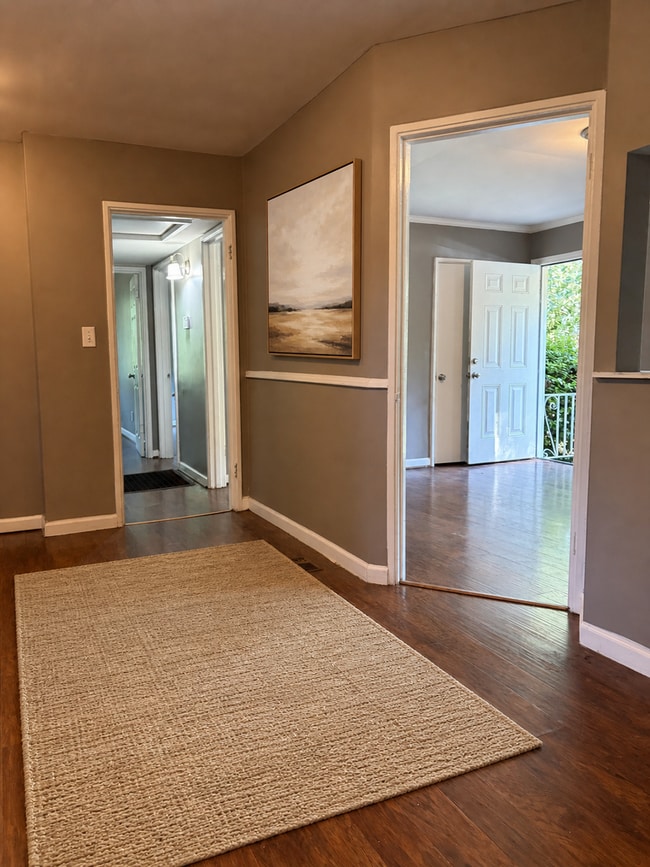 Photo - Charming 3BR Cottage with Spacious Master Suite