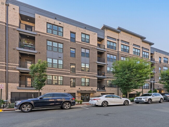 Discover Modern Comfort at Wind Charm Street - Discover Modern Comfort at Wind Charm Street Unit Apt #103
