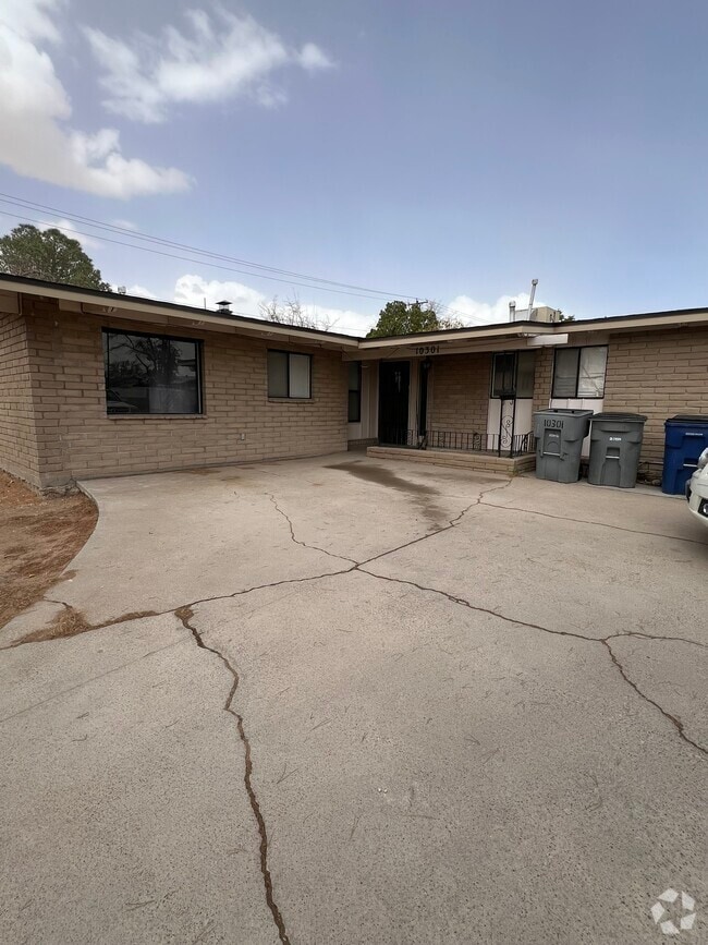 Building Photo - 10301 Album Ave Rental