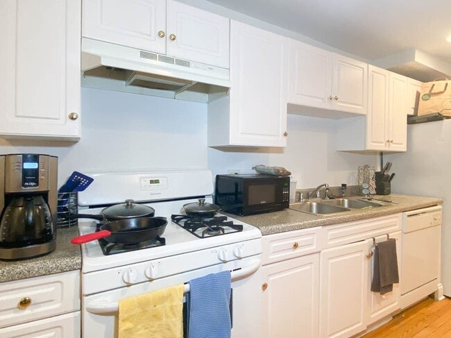 Photo - 922 W Addison St Unidad 6H