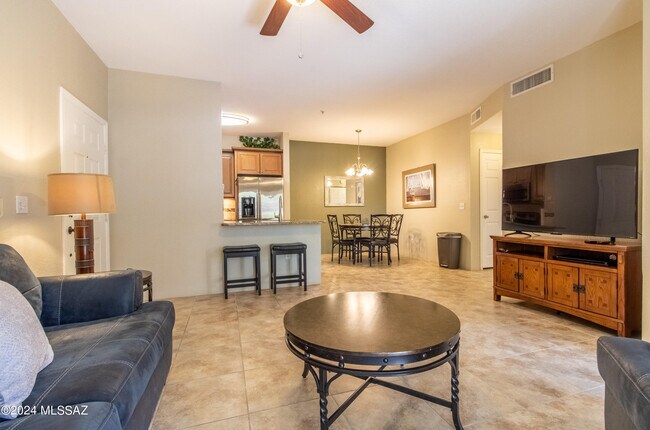 1500 E Pusch Wilderness Dr Unit 6103
