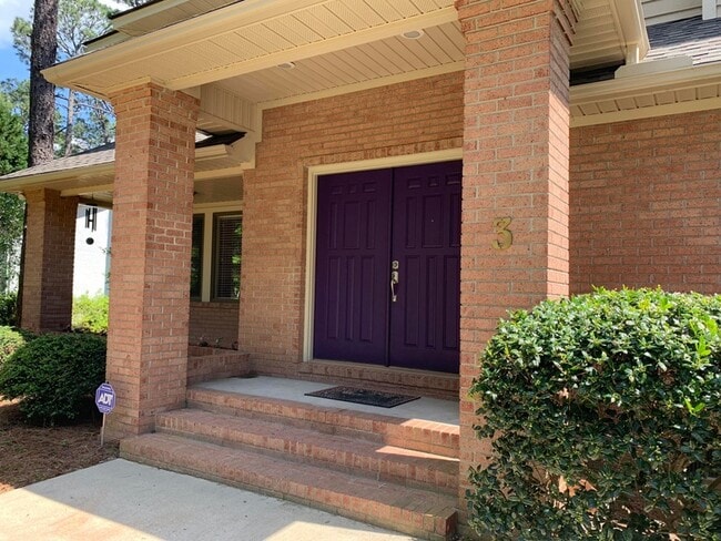 Photo - 3 Montclair Ln