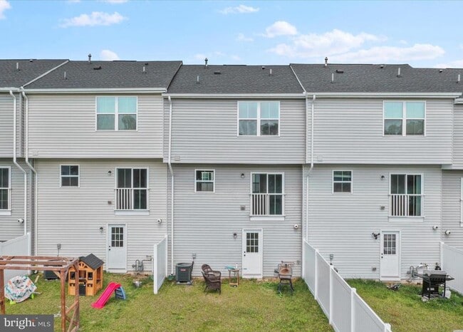 Photo - 63 Ogunquit Dr