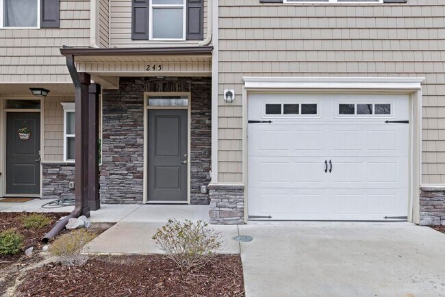 245 Boyington Pl Rd