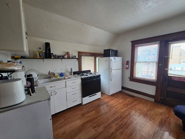 Photo - 1036 14th St Unit 2