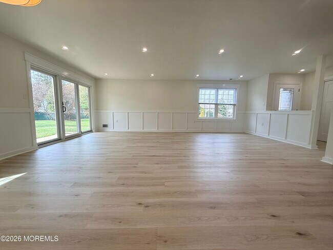 Photo - 15 Lindsey Cir Unit 15